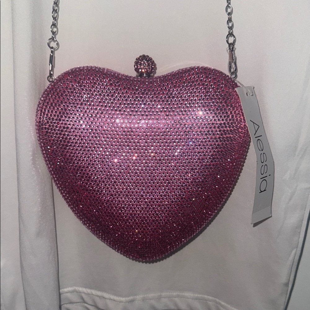 NWT Sparkling Pink Heart Purse
